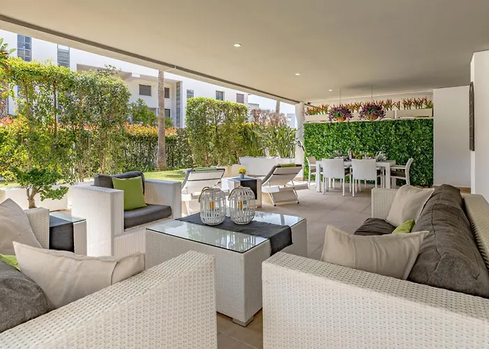 Apartament Vacation I Royal Banus Apartment, Swimming-pool, Minutes From The Marina, The And Luxury Shopping